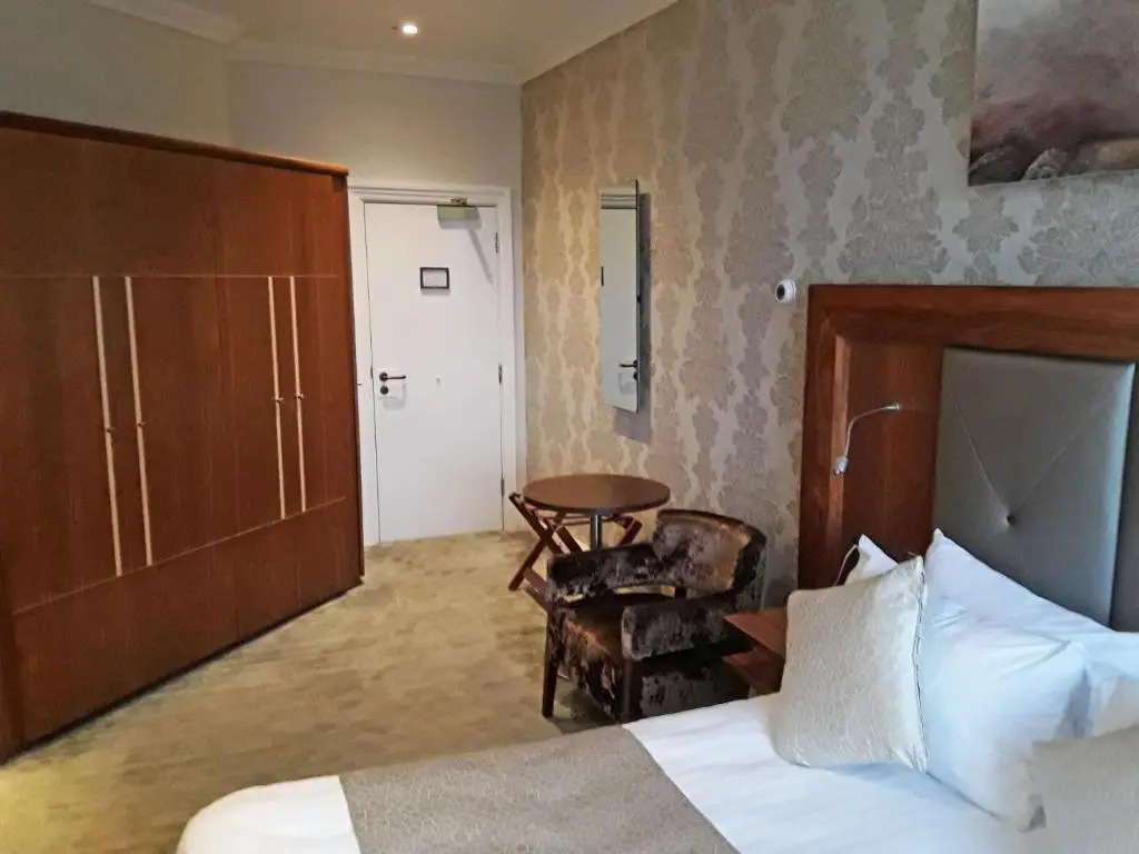 The Cottage Hotel