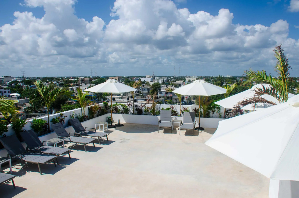 Hotel52