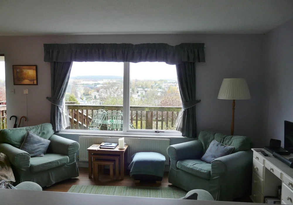 14 Tweed Cottage