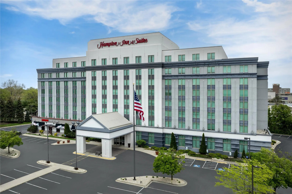 Hampton Inn & Suites Chicago North Shore