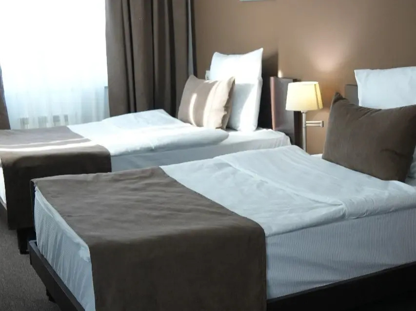 Cahan Hotel