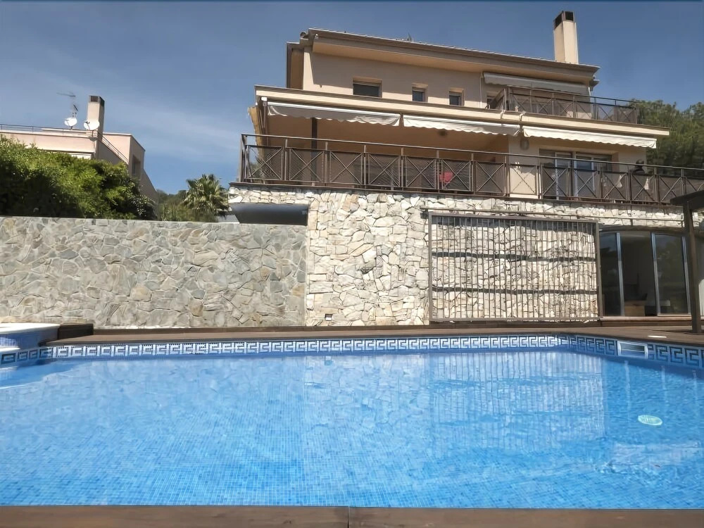 Villa California