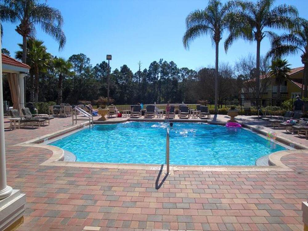 4 BR Town Home in Emerald Island
