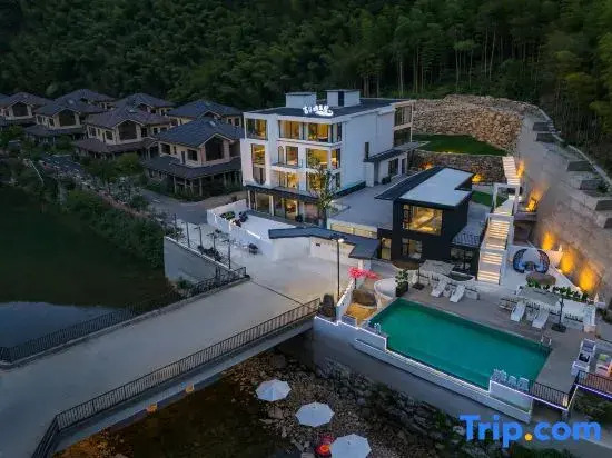 SWEETS Candy House | Sleep by the Stream & Private Hot Spring Designer Luxury Boutique Resort