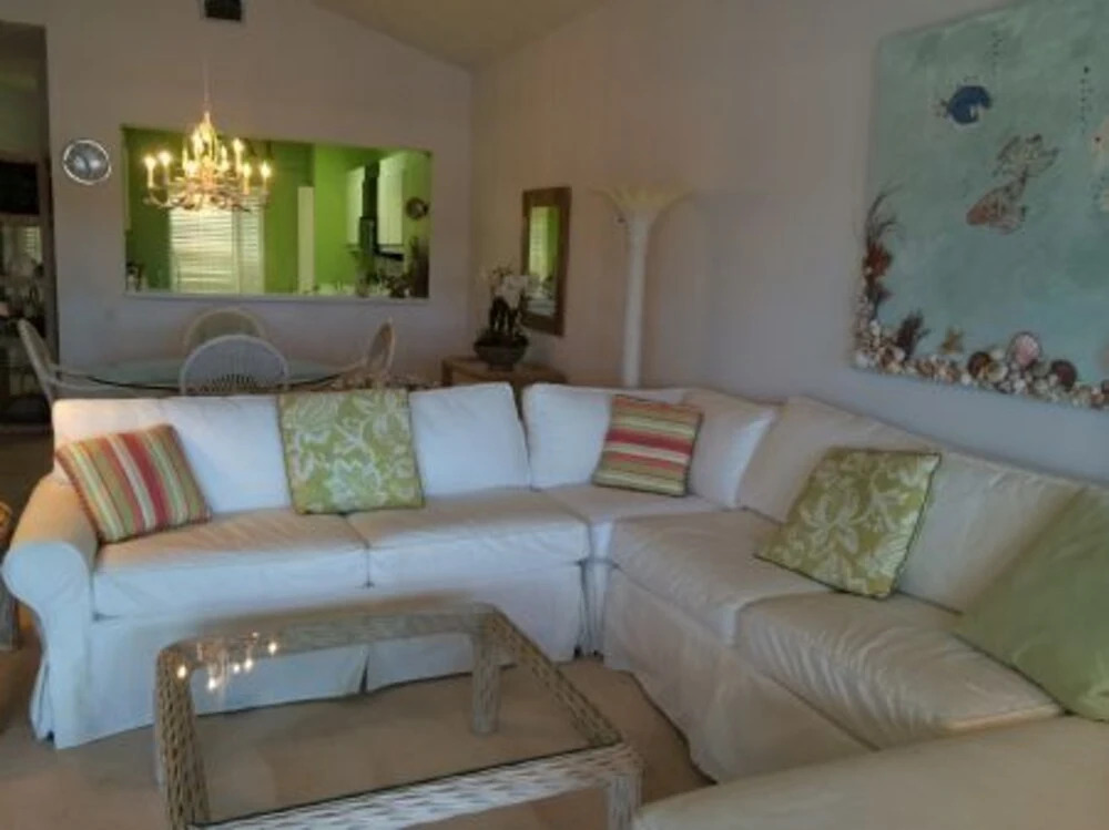 La Peninsula Blvd Condo