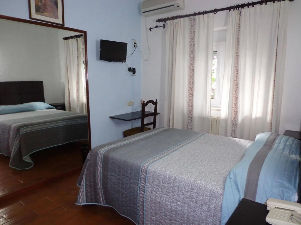 Hotel 4 Estacoes