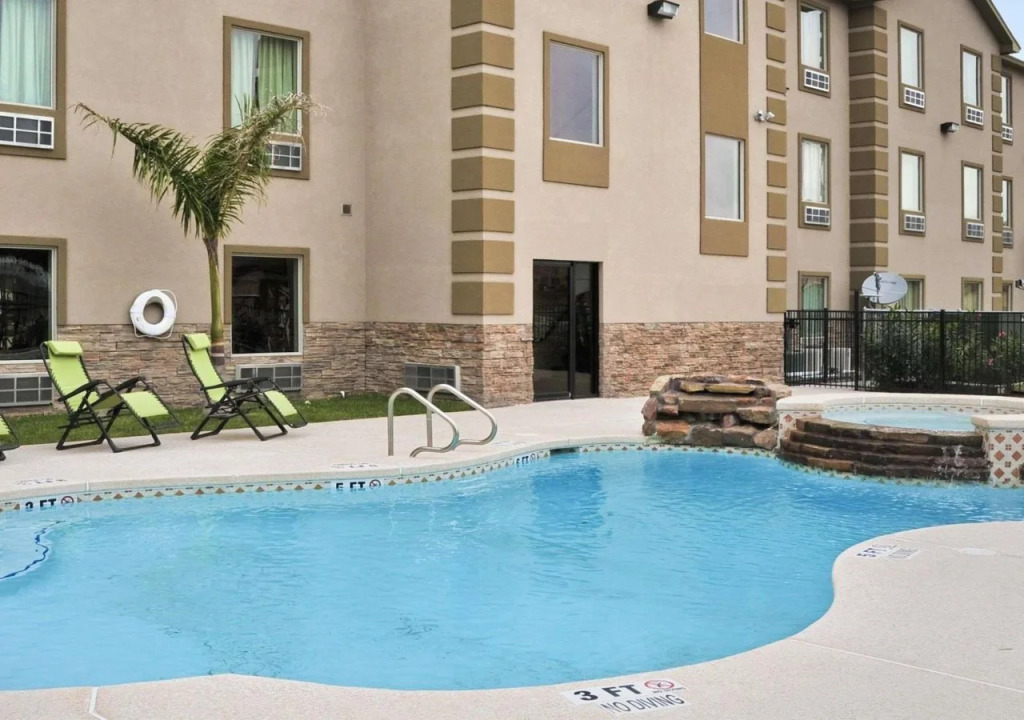 Travelodge Pharr