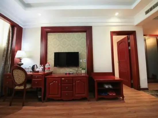 Yinan Hotel (Zhisheng Hot Spring Resort No.2 Building)