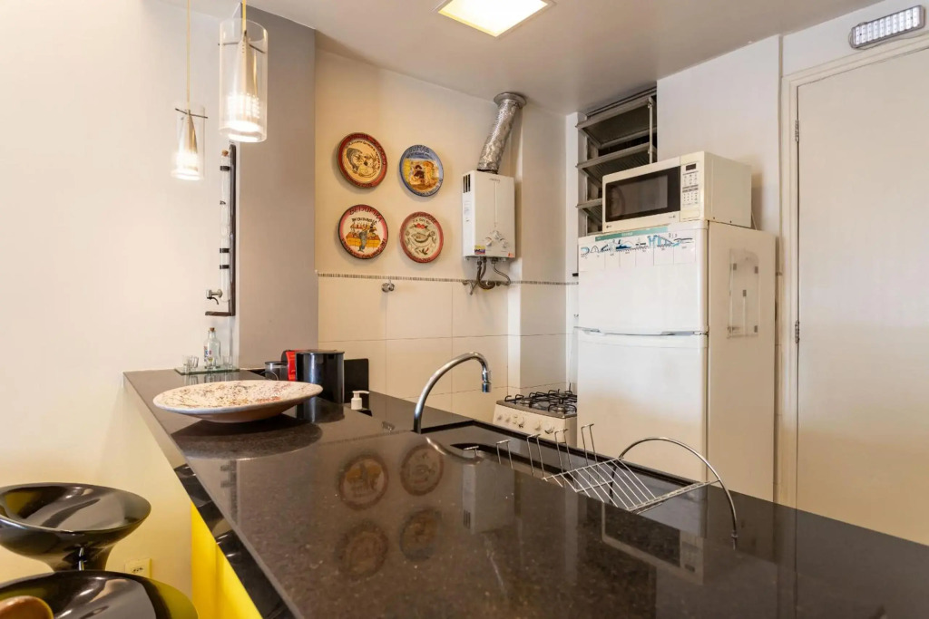 Pineapples PI401 - Apartamento Pet Friendly em Copacabana a 150m da praia