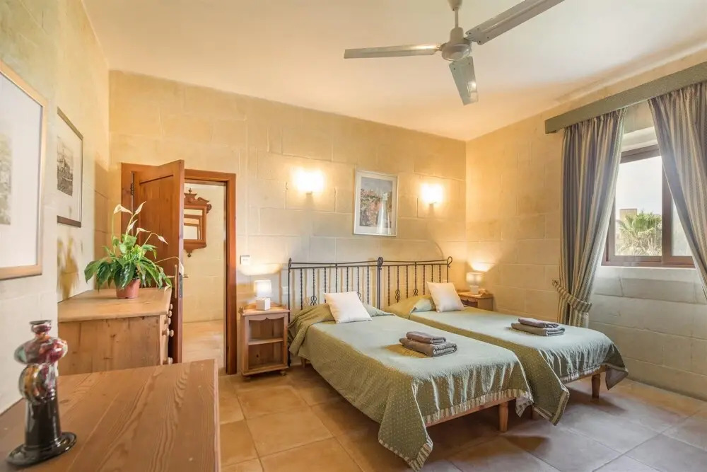 Ta Battista - Xewkija Holiday Home