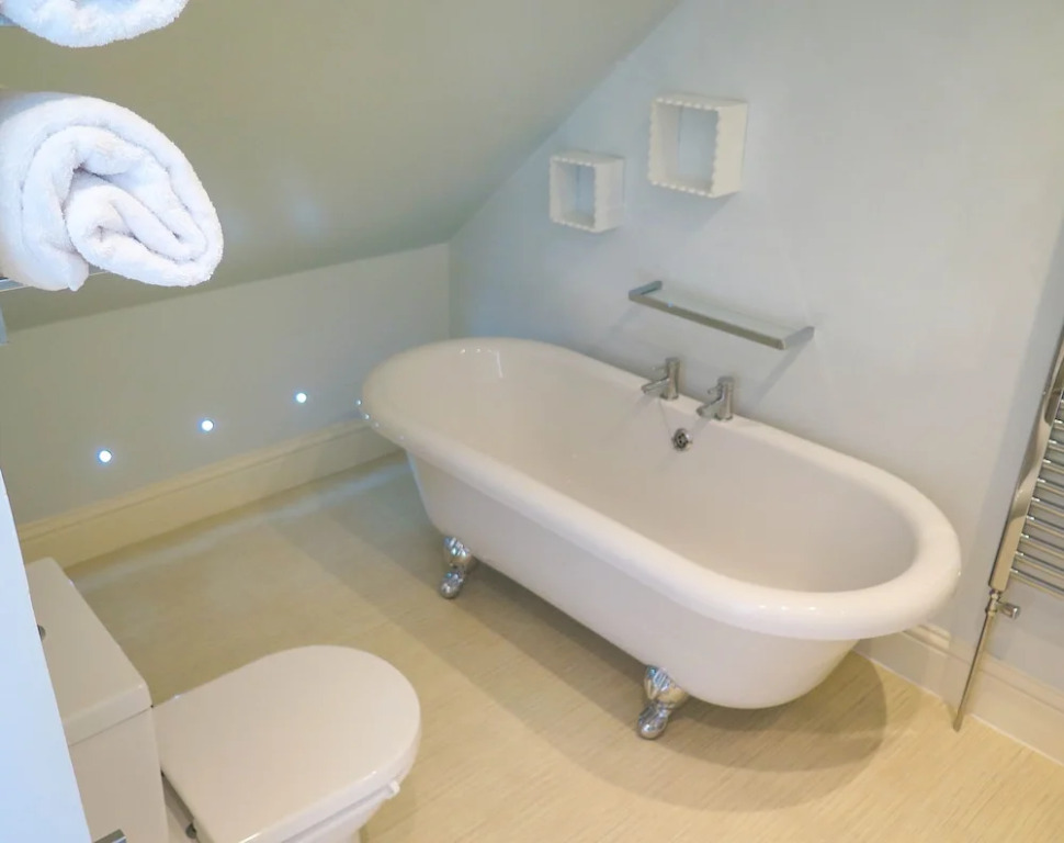 Broad Park Villa - 4 Bed-Sleeps 8-TJS4BPV