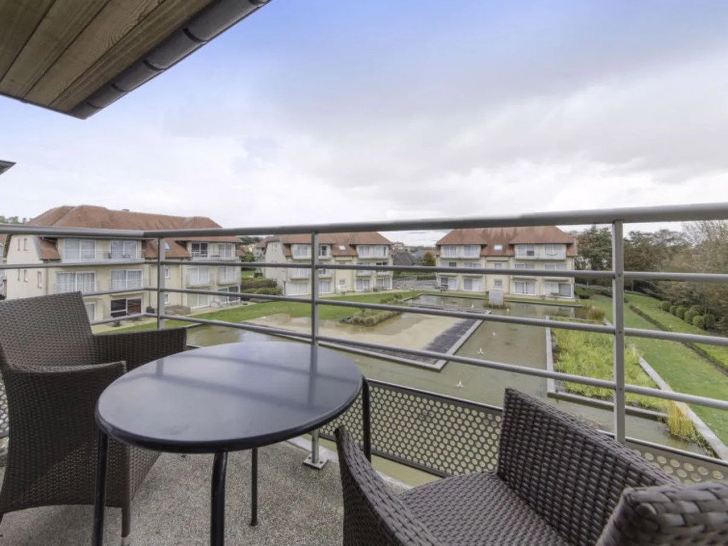 Apartment Bowie De Haan