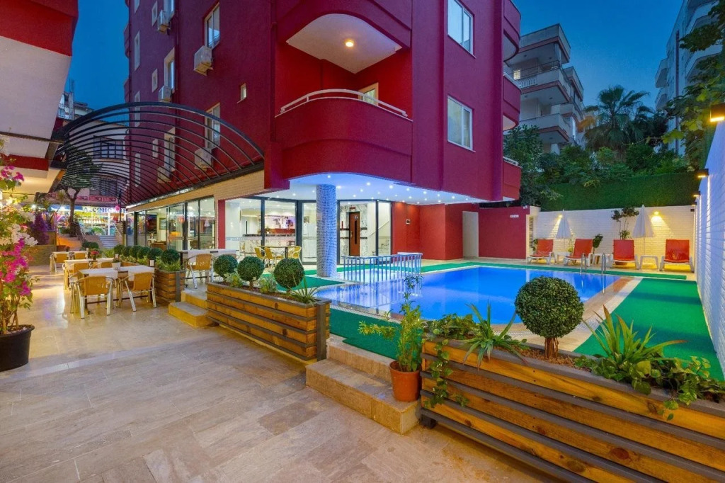 Twin Apart Hotel