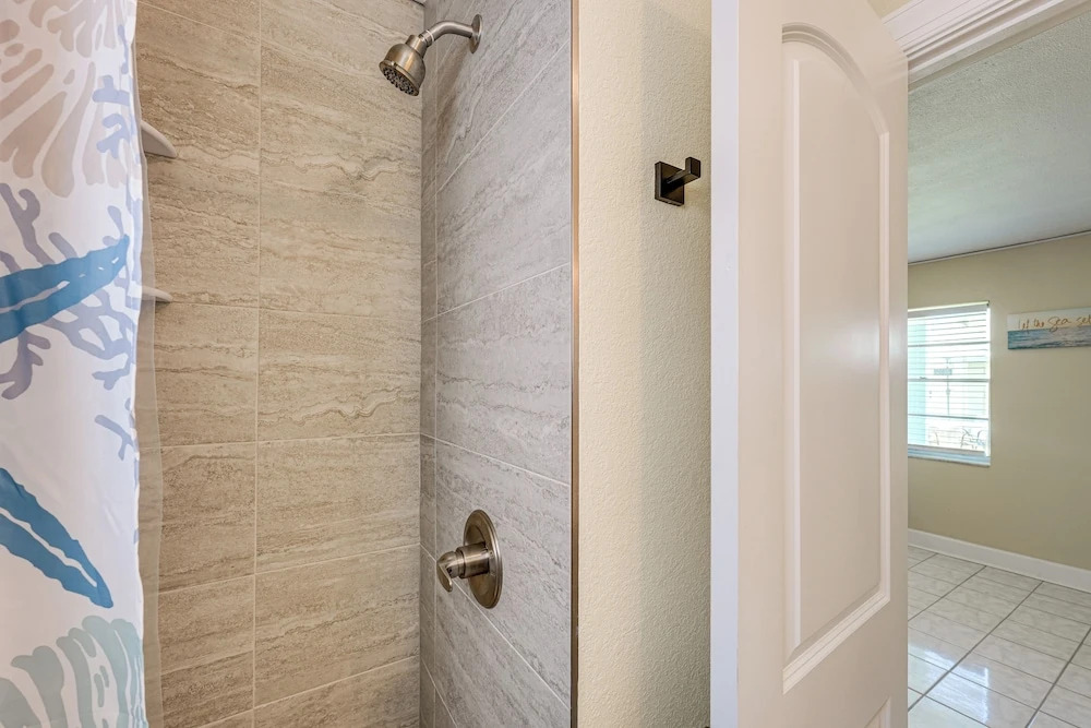 Beachfront Condo: Redington Shores Retreat!