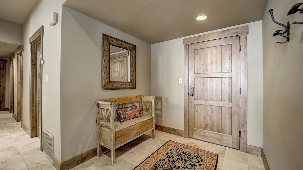 Mont Cervin #24 by Avantstay Luxury Ski in Ski out Home in Park City!