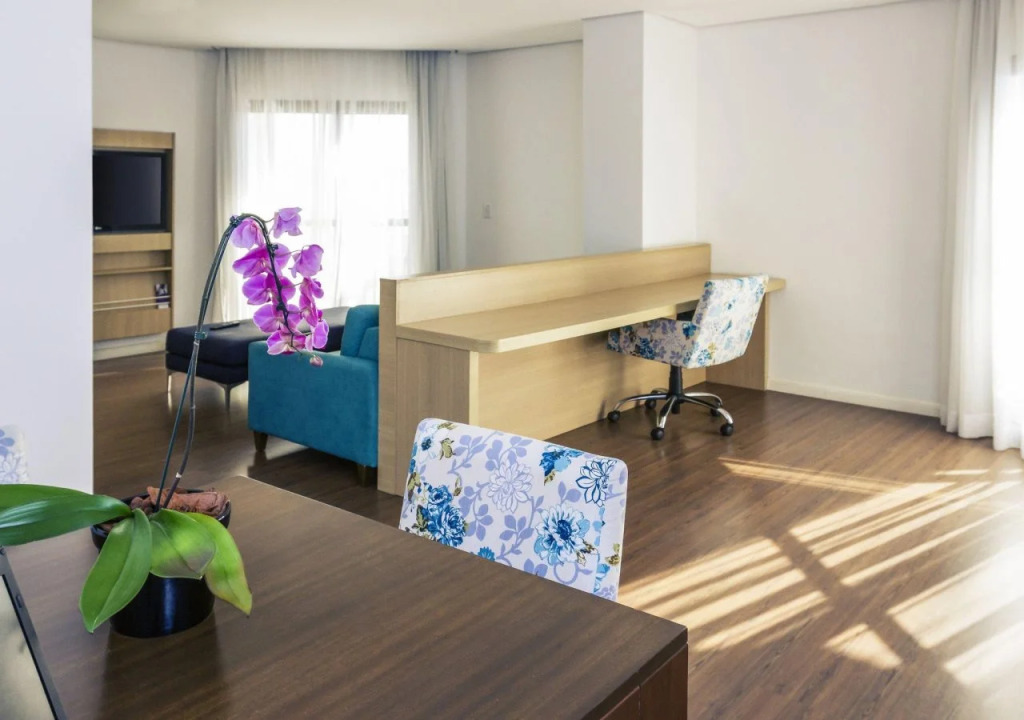 Mercure Santos