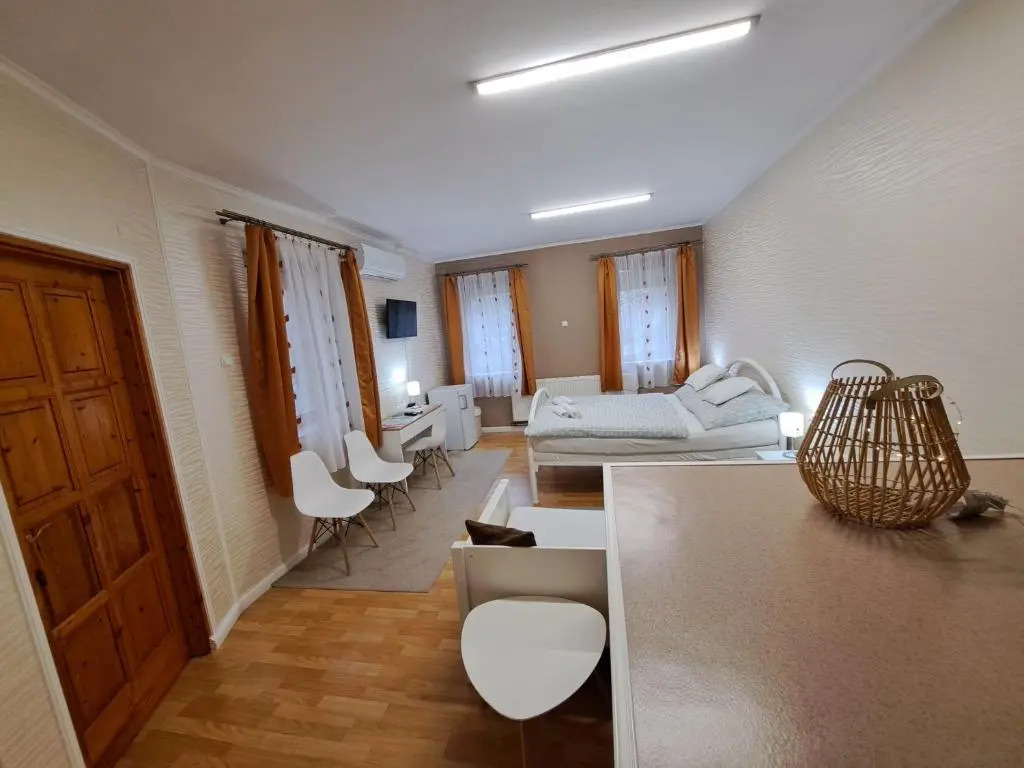 Árkád Apartmanház Szeged