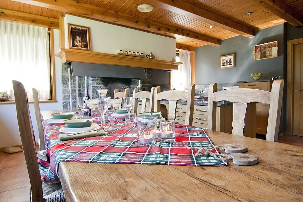 Casa Lola Pirene Chalet 12 Pax Sauna Jacuzzi Piano Vistas Vielha