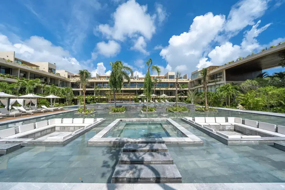 Stunning Views Superb Atmosphere Stellar Price Studio With Beautiful Pool View