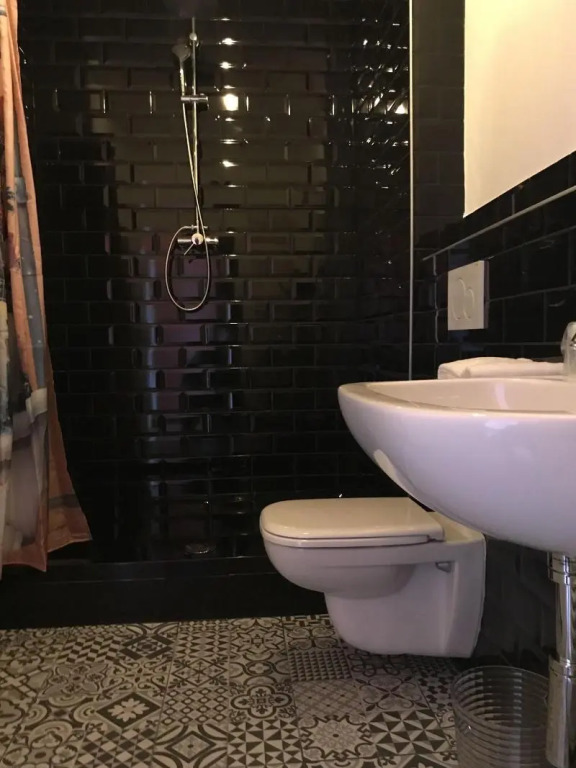 Hotel Mystique