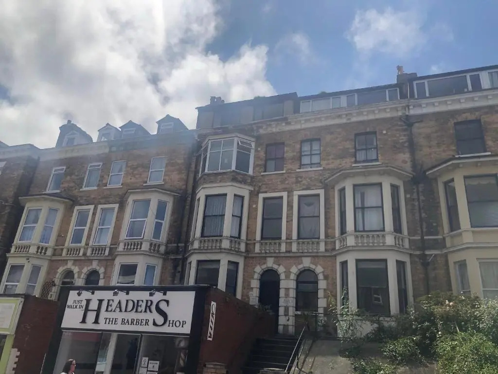 New! Seaside central Scarborough apartment