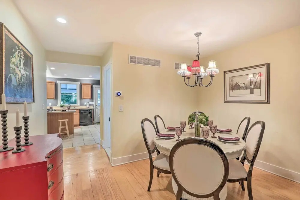 Charming Lambertville Retreat - 1 Mi to River!