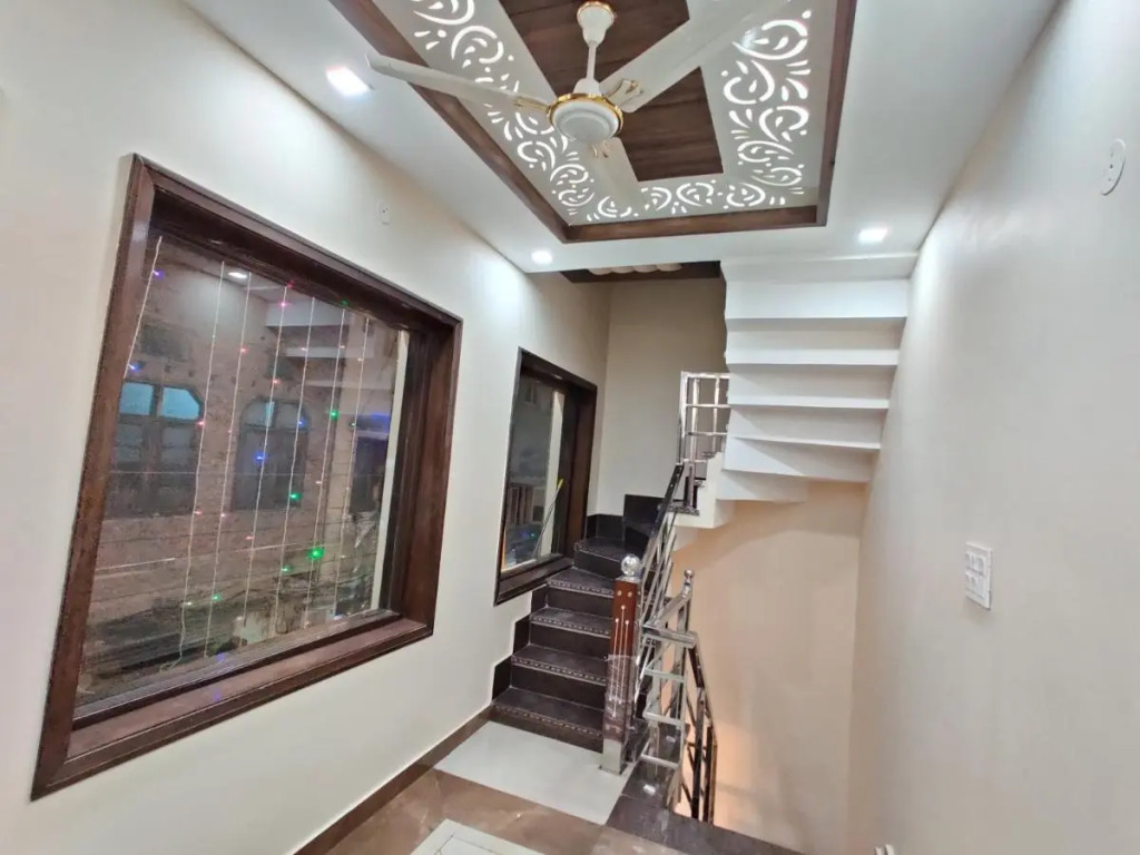 GUNTAS RESIDENCY