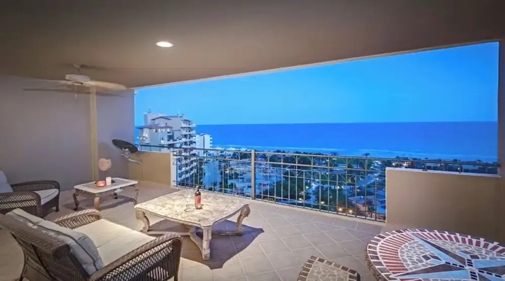 Condo Bella Sirena 805 C by Kivoya