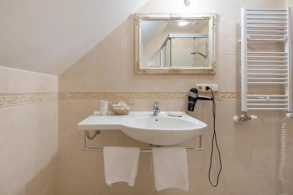 Rowing Hotel