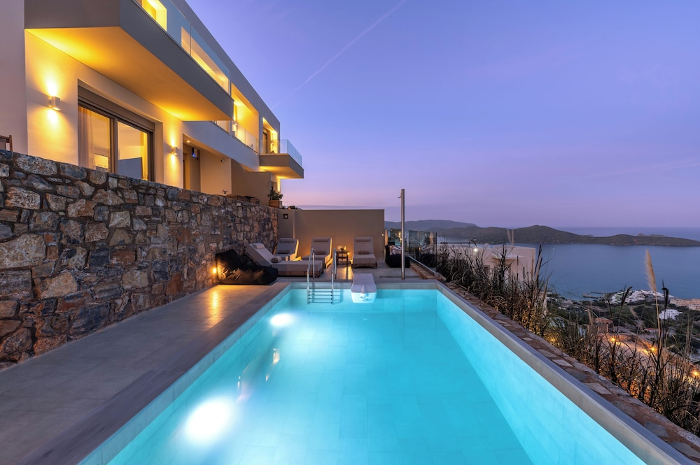 Elounda Infinity Blue Luxury Villas