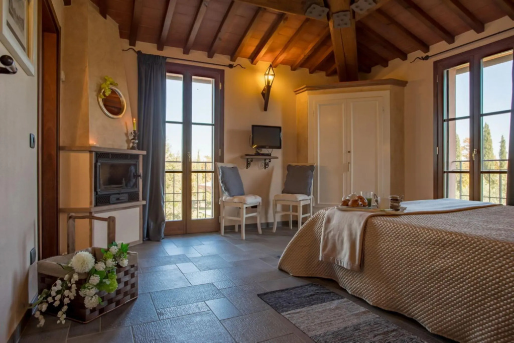 Villa with private pool between Pisa and Volterra-Villa Montelopio