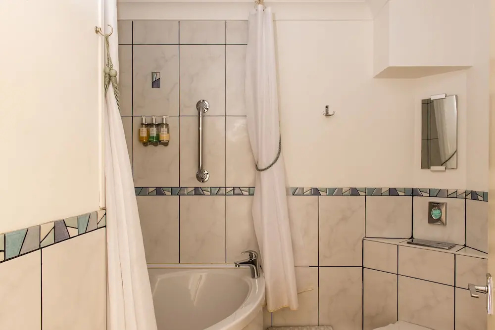 Spanhoe Lodge - B&B