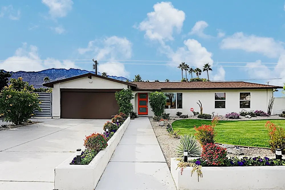 New Listing! Racquet Club East Gem W/ Pool & Spa 4 Bedroom Home