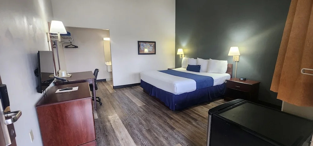 Econo Lodge Conference Center