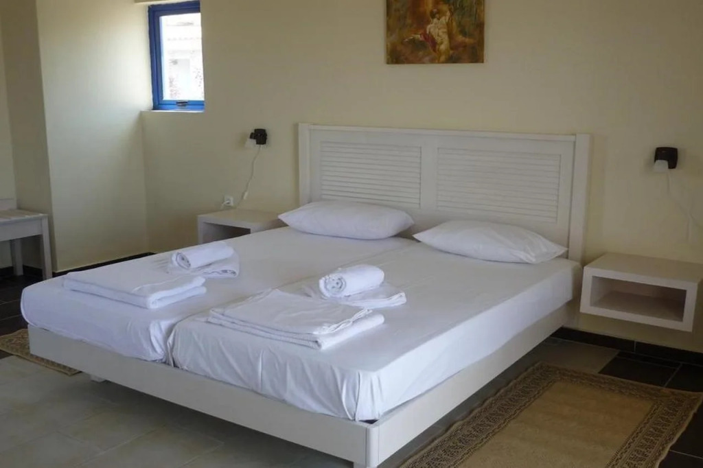 Oasis Hotel Kyparissia