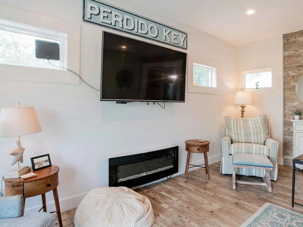 The Key Lime Cottage