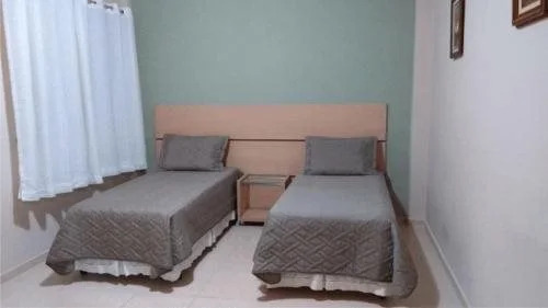Gold Avenue Hotel