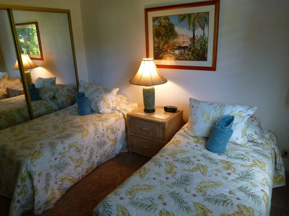 Lower Honoapiilani Condo #207 2 Bedrooms 2 Bathrooms Condo