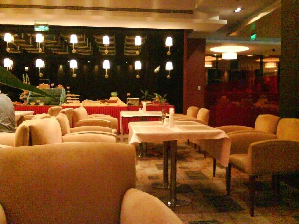 Guoxin Hotel(南京新街口国信大酒店)