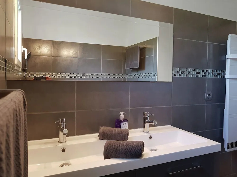 Cozy Villa in Lirac France With Private Pool