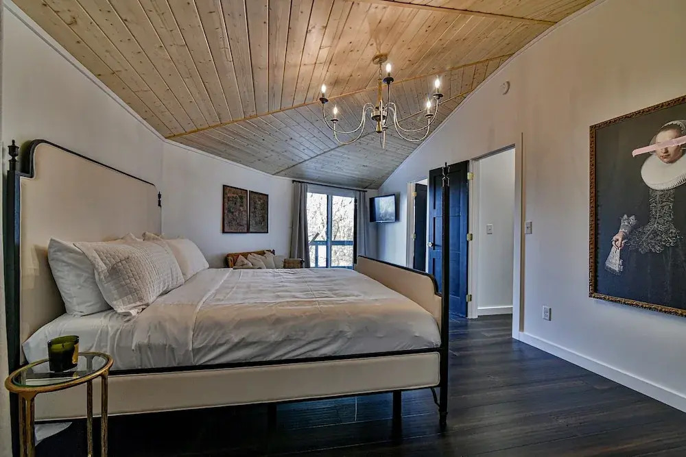 La Maison Mirch - Luxe Design Retreat