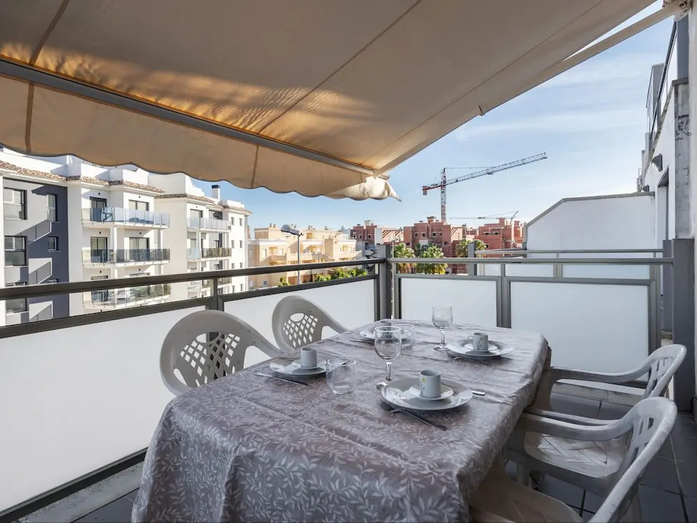 Pleasant Apartment in Oliva With Swimming Pool