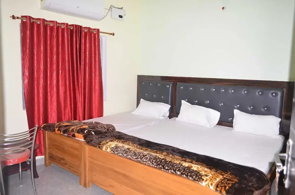 HOTEL AV Priya Rajgir