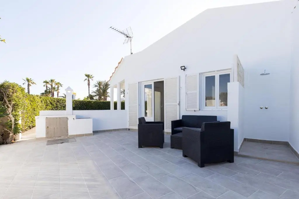Chalet a 150m de la playa y piscina privada