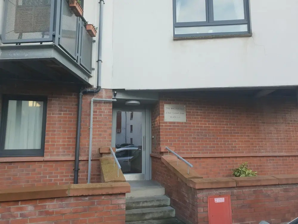 Quiet Modern 2 bed 2 bath with elevator
