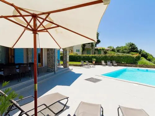 Villa Daymon