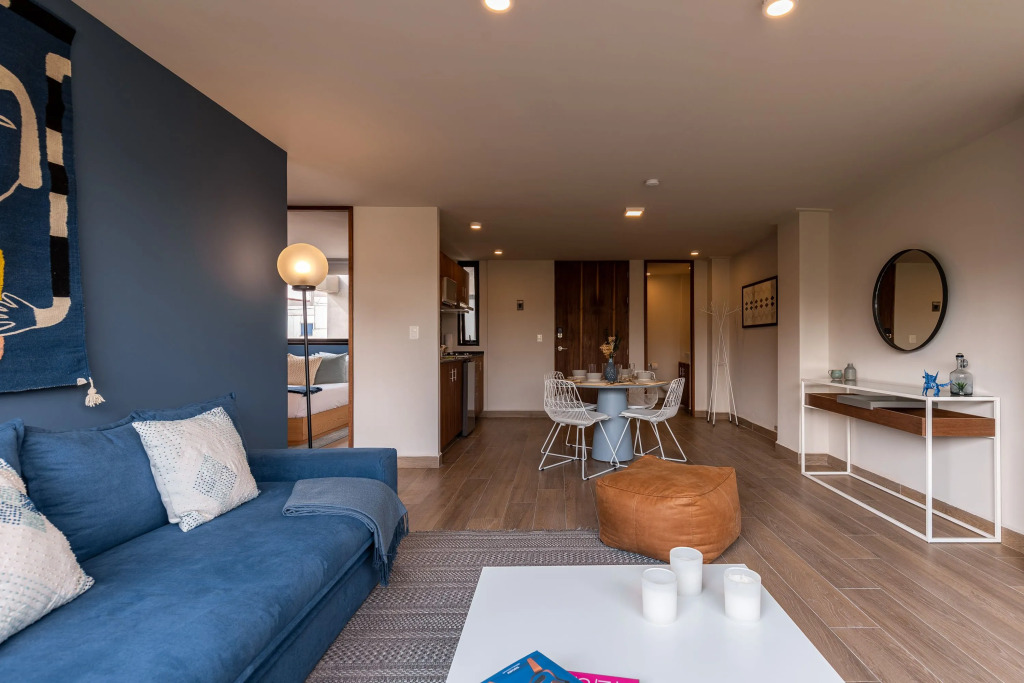 Casai Roma | 2BR | Vast Condo