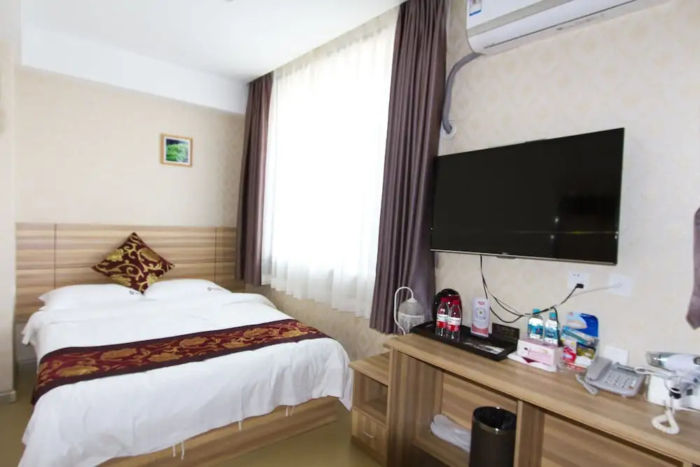 Center Of City Creo Hotel