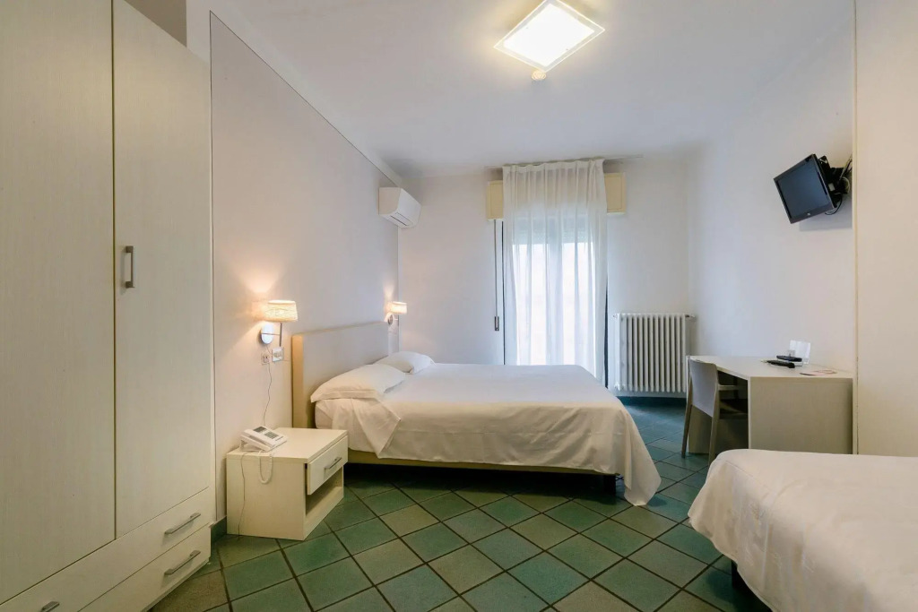 Hotel Saviola