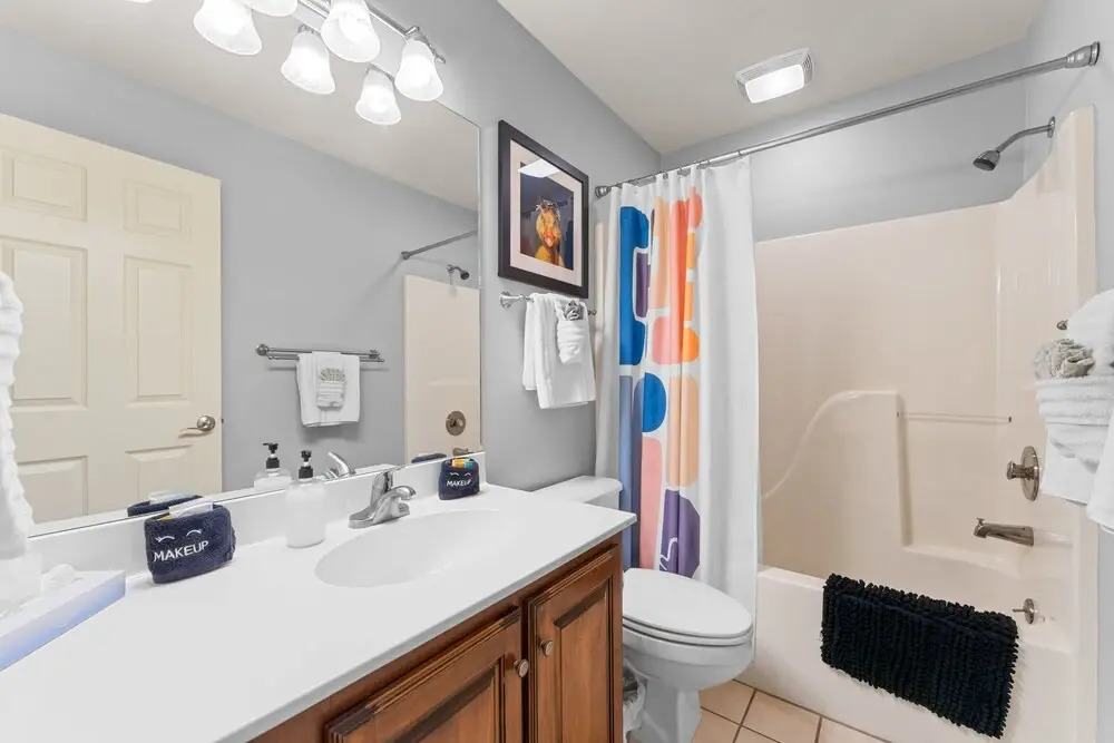 Pr66-8 4 Bedroom Condo